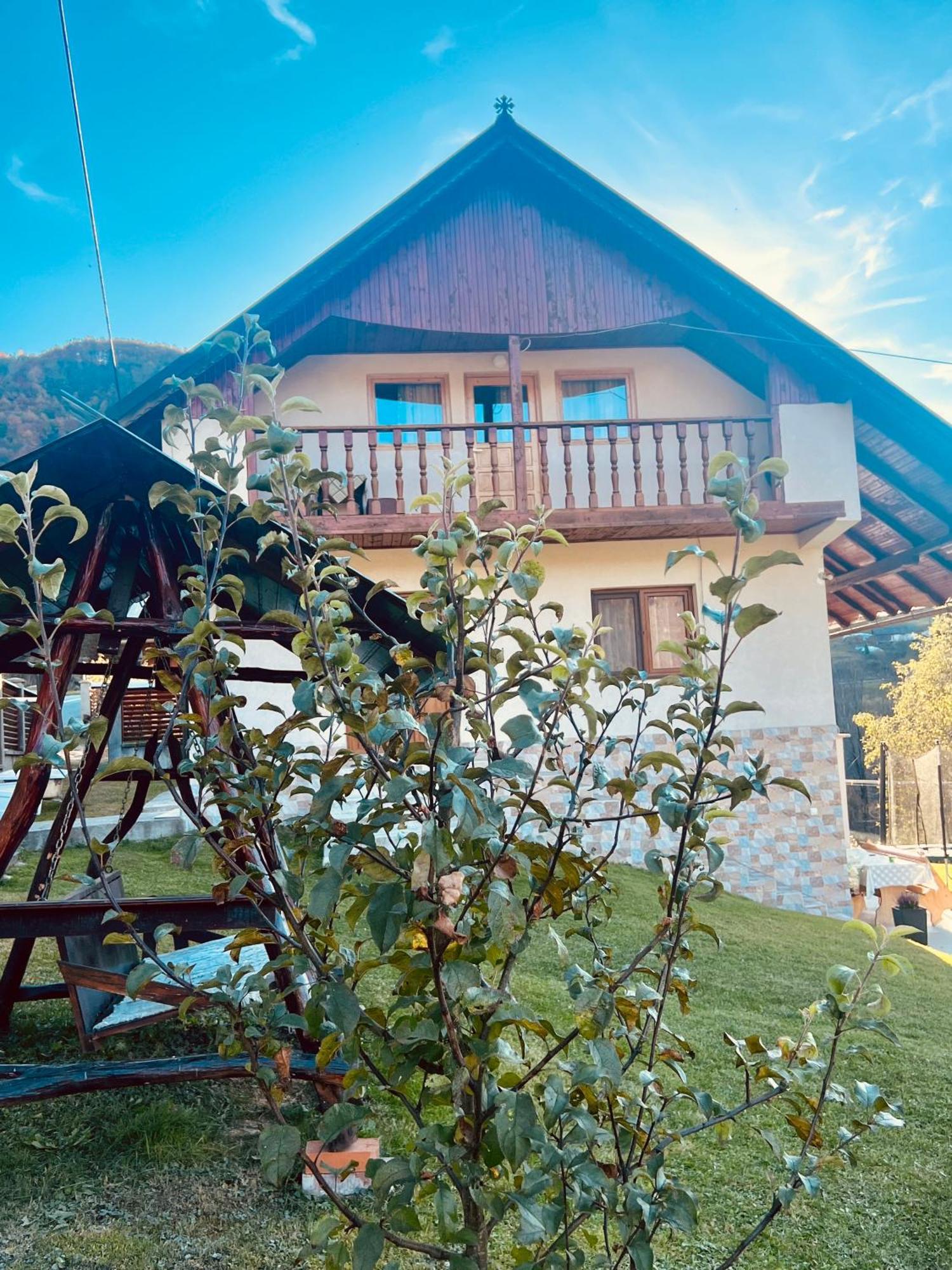 Cabana Baraj Apuseni Mountains Mihoesti المظهر الخارجي الصورة